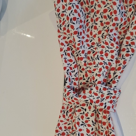 ONLELLA BANDEAU Bikini top and bottom - Picture 8 of 9